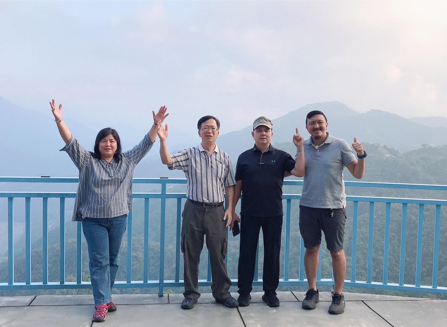 雲熙莊園前合照