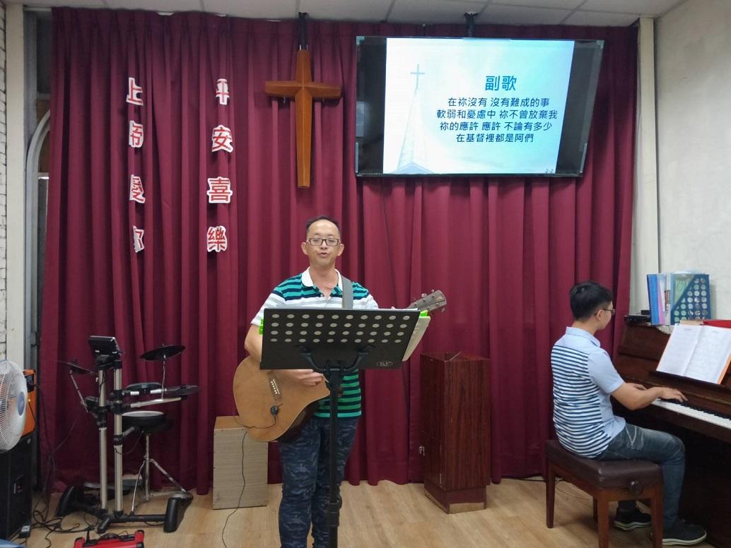 1120903晨曦二村帶敬拜