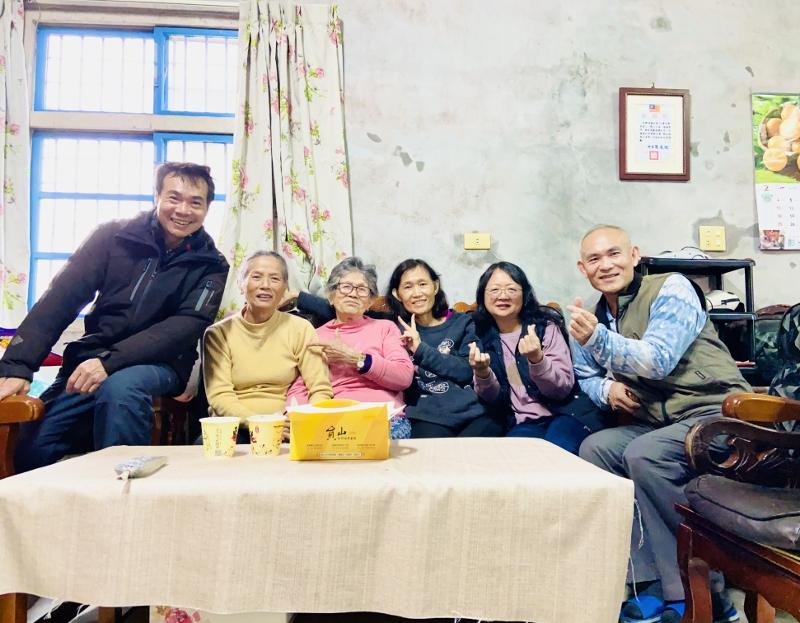 2024.3.17探望母親與親人相聚