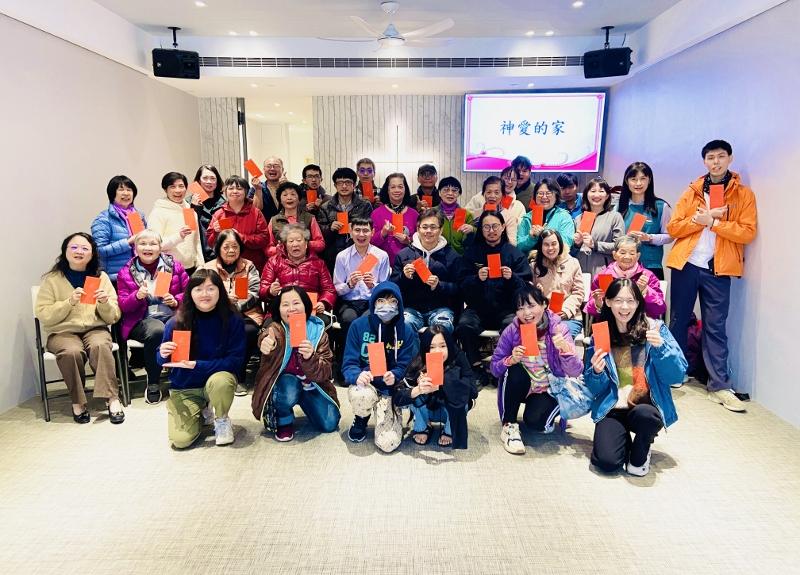 2025.1.19在耶穌裏我們是一家人弟兄姐妹們與新竹北門聖教會同工們合影留念