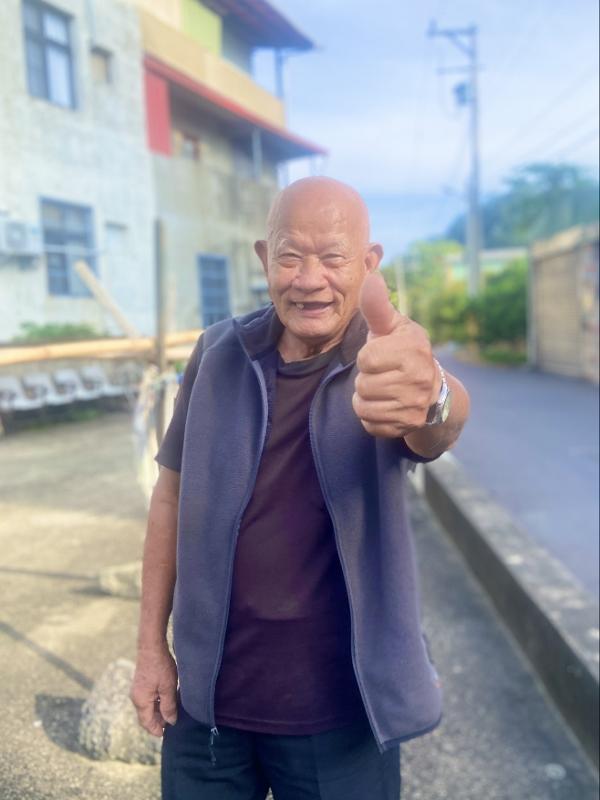 2025.6.15舊教會鄰居譚爸爸依然充滿活力