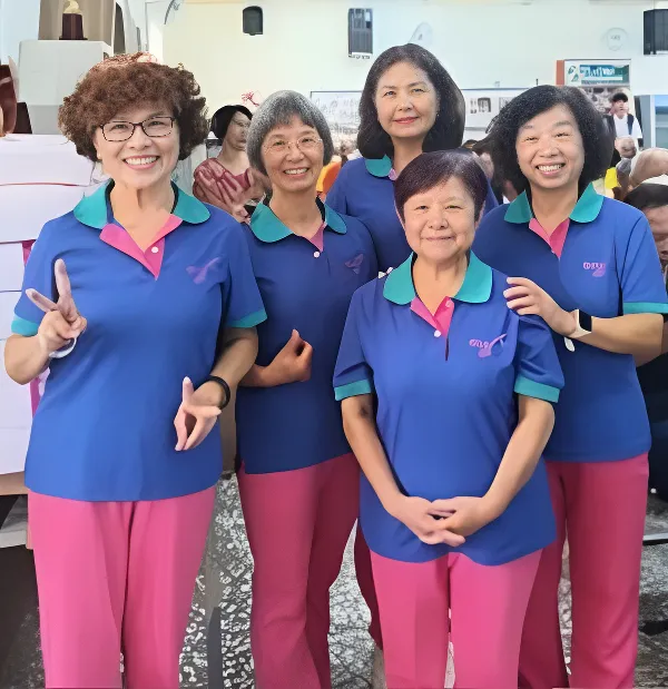 左一范秀容姊妹